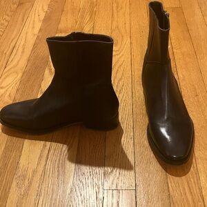Free people woman's boots 6 1/2